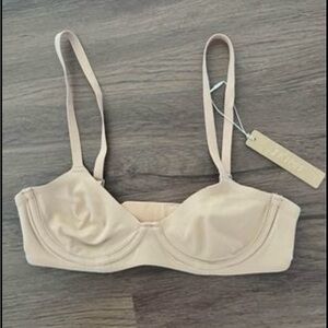 BRAND NEW Skims